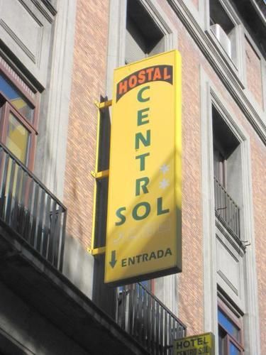 Hotel Hostal Centro Sol Madrid Exterior foto